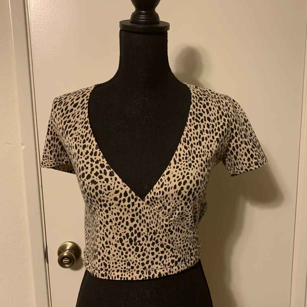 Brandy Melville top